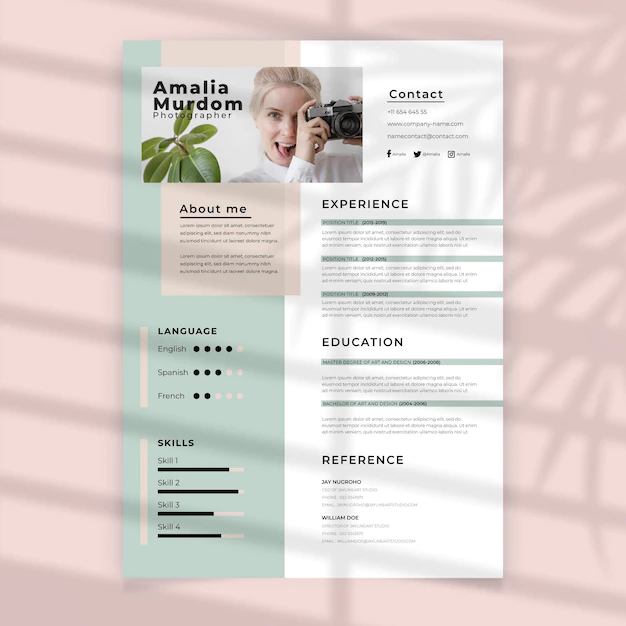 Free Vector | Curriculum vitae with photo template