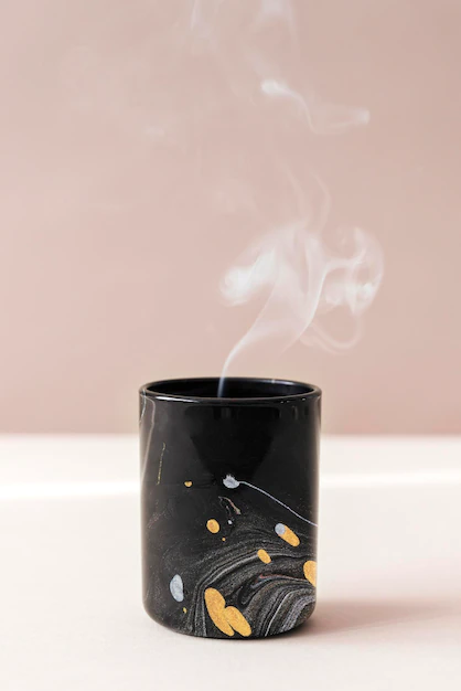 Free PSD | Black marble mug mockup psd handmade experimental art