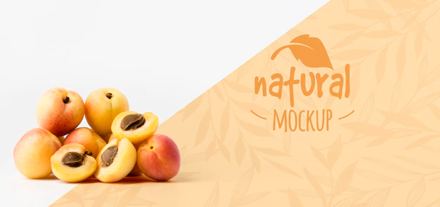 Free PSD | Front view of peaches mock-up with copy space