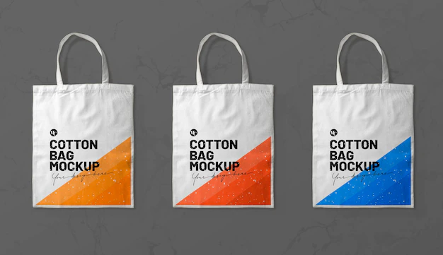 Free PSD | Three tote bags mockup