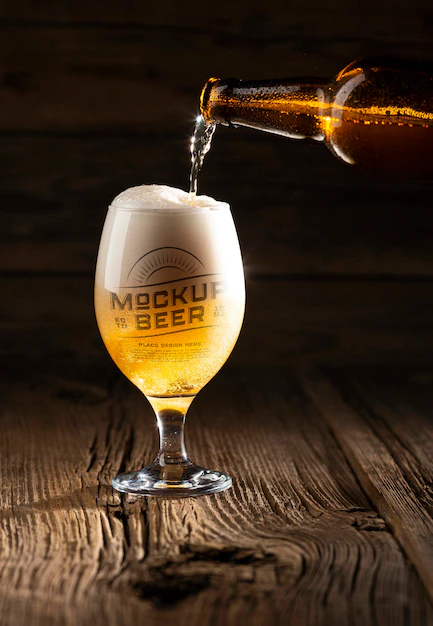 Free PSD | American style beer glass mockup