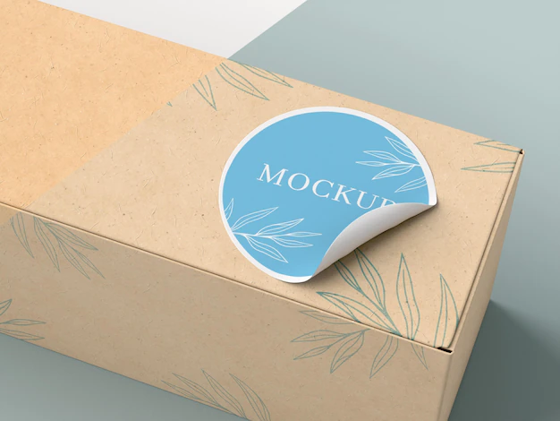 Free PSD | Cardboard box with sticker mock up