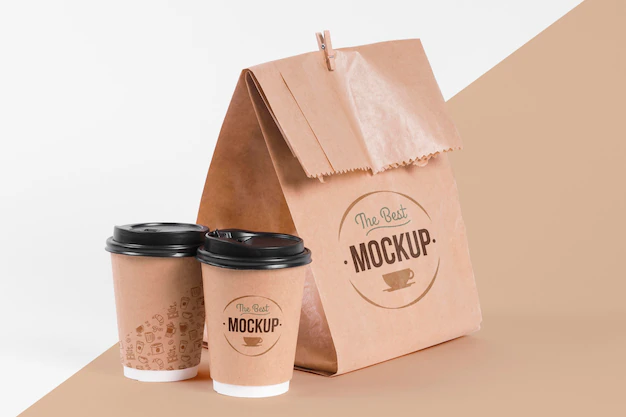 Free PSD | Paper bag concept with mock-up