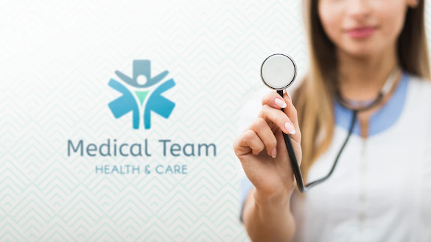 Free PSD | Blurred woman holding a stethoscope