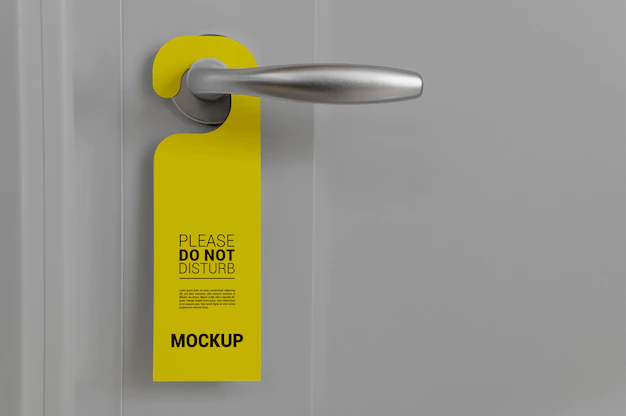 Free PSD | Close up on door hanger mockup
