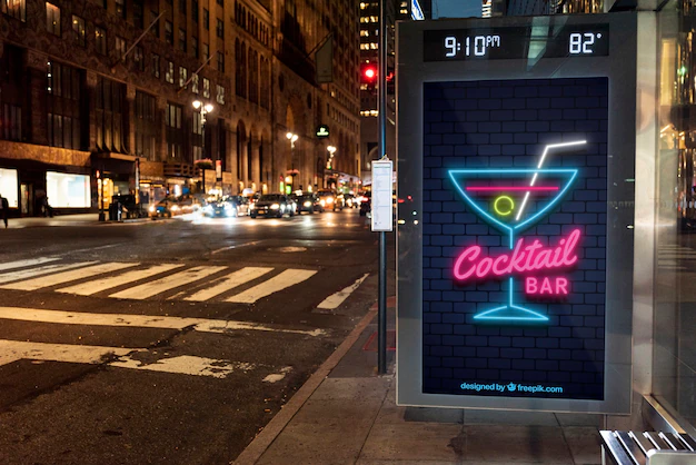 Free PSD | Cocktail bar mock-up in neon