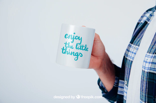 Free PSD | Design of mock up with coffee mug