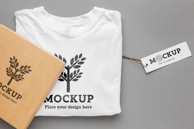 Free PSD | Ecological tshirt packaging mockup