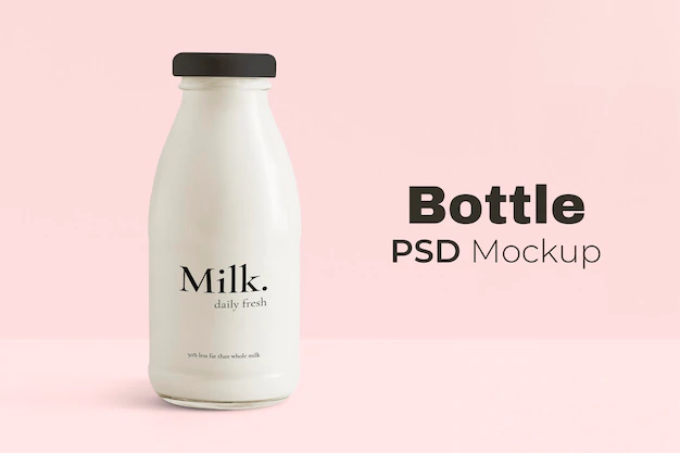 Free PSD | Glass milk bottle mockup psd with label product packaging