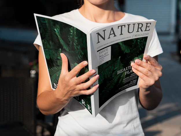Free PSD | Interesting nature magazine with informational subjects