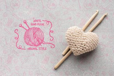 Free PSD | Knitted heart decoration mock-up