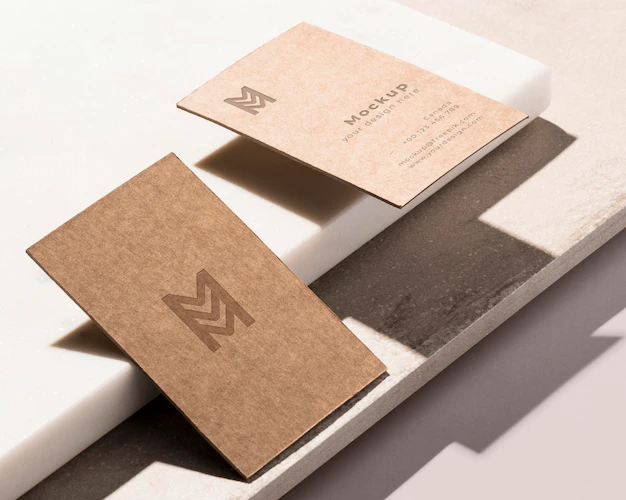 Free PSD | Modern arrangement of mock-up business card