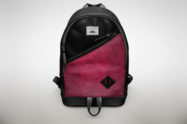 Free PSD | Pink and black bagpack mock up