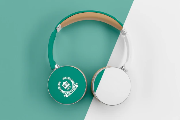 Free PSD | Top view of back to school headphones