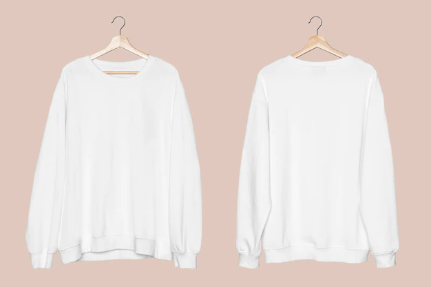 Free PSD | White sweater mockup psd unisex streetwear apparel