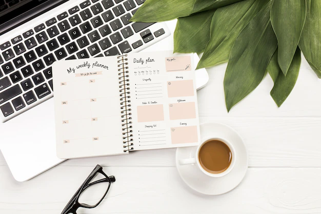 Free PSD | Agenda with weekly and daily planner