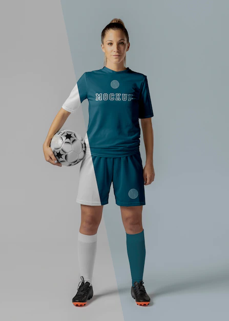Free PSD | Female soccer player apparel mock-up