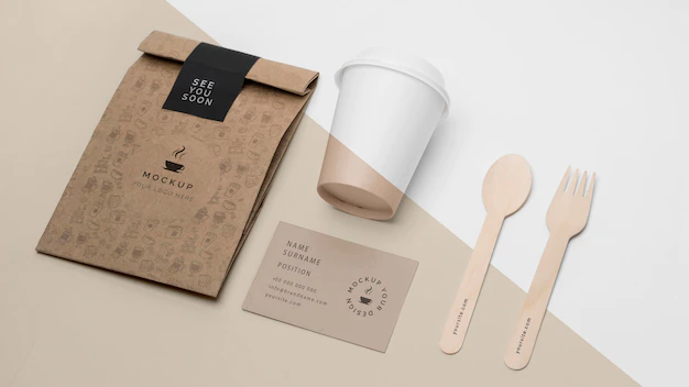 Free PSD | Plastic cup and paper bag for coffee