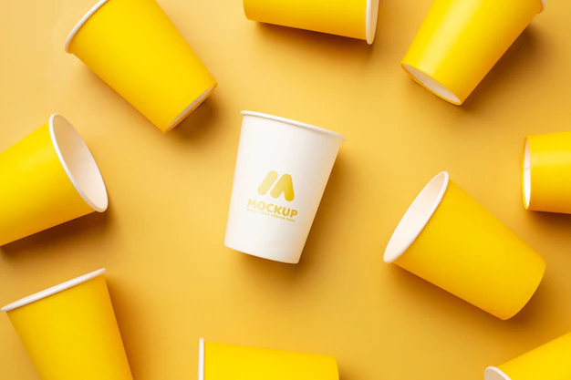 Free PSD | Sustainable alternative papaer cup  mockup