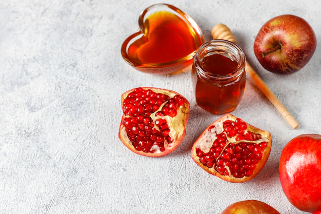 Free Photo | Traditional food of jewish new year - rosh hashana.