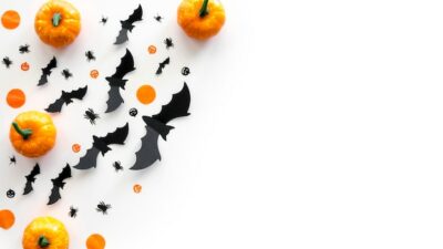 Free Photo | Top view halloween concept with pumpkins and bats