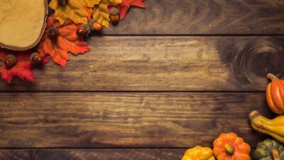 Free Photo | Frame of autumn leaves and pumpkins