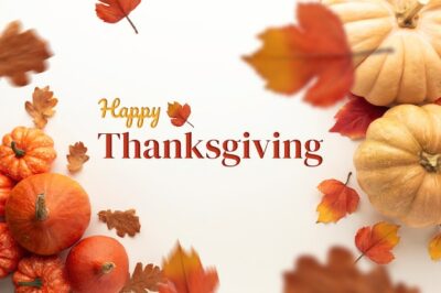 Free Photo | Thanksgiving day banner with pumpkins and leaves