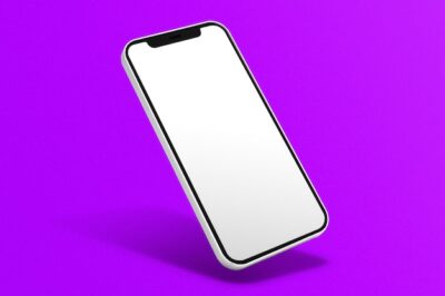 Free Photo | Blank phone screen on purple background
