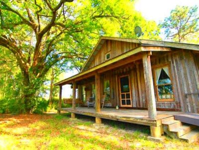 Rustic cabins in Mississippi